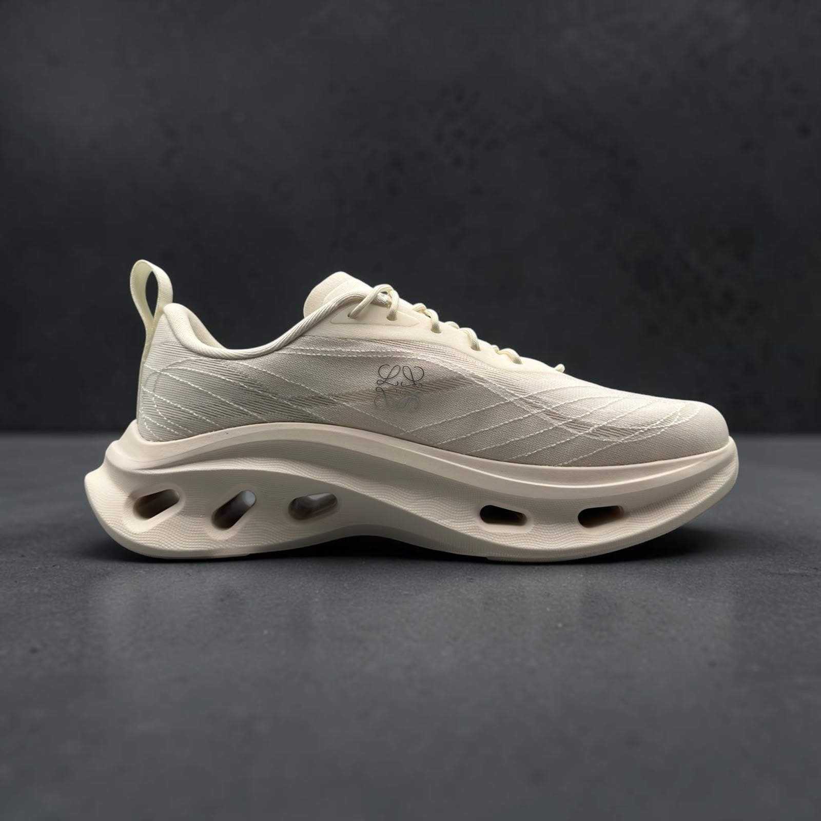 On Running Cloudtilt Cosmic LOEWE White