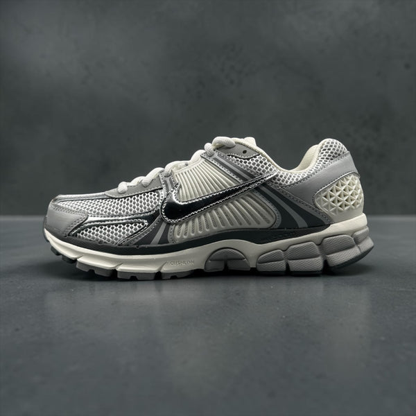 Nike Zoom Vomero 5 Metallic Silver - Buy Authentic | Send Location