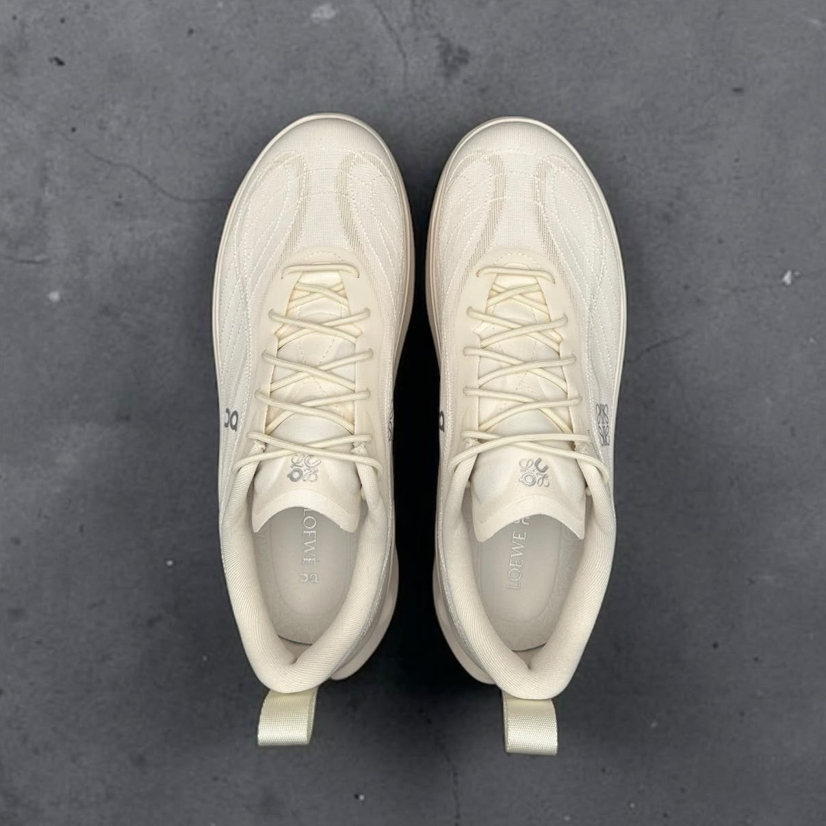 On Running Cloudtilt Cosmic LOEWE White