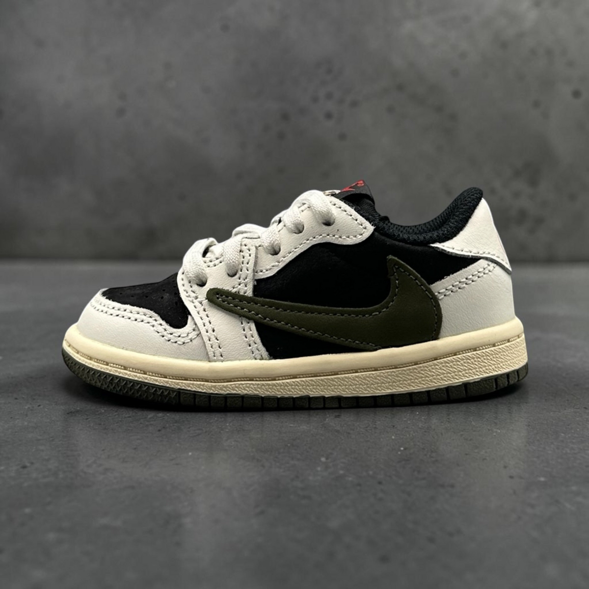 Travis Scott × Air Jordan 1 Low OG SP TD Jordan 1 Retro Low OG SP Travis Scott Olive TD - Buy Authentic