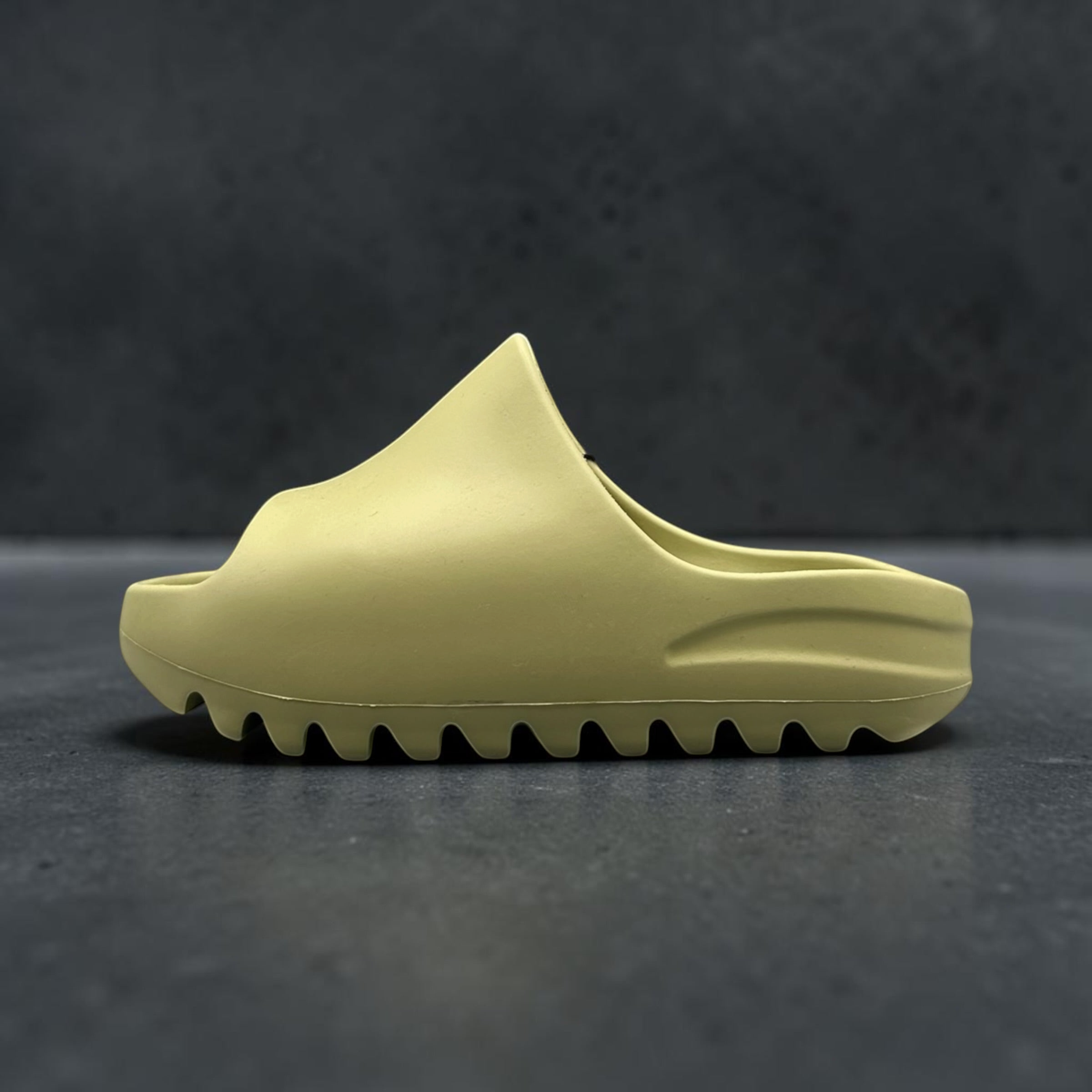 adidas Yeezy Slide Resin (Kids)