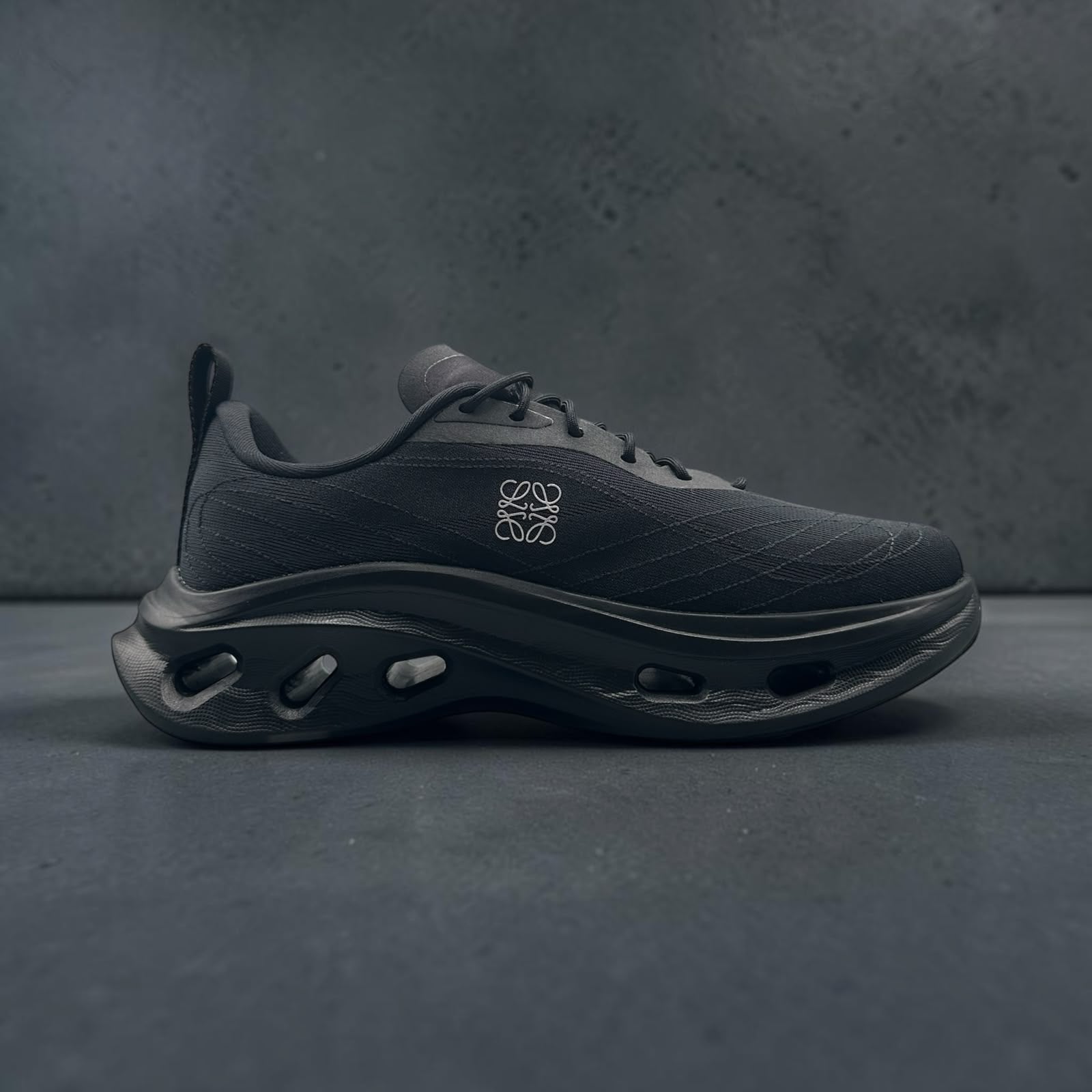 On Running Cloudtilt Cosmic LOEWE Black