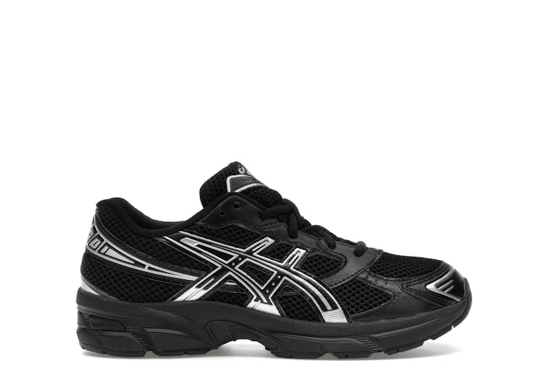 ASICS-Gel-1130-Black-Pure-Silver-GS-Product_bfhm8i_1427998b-5892-489e-a575-81298964fd56.jpg