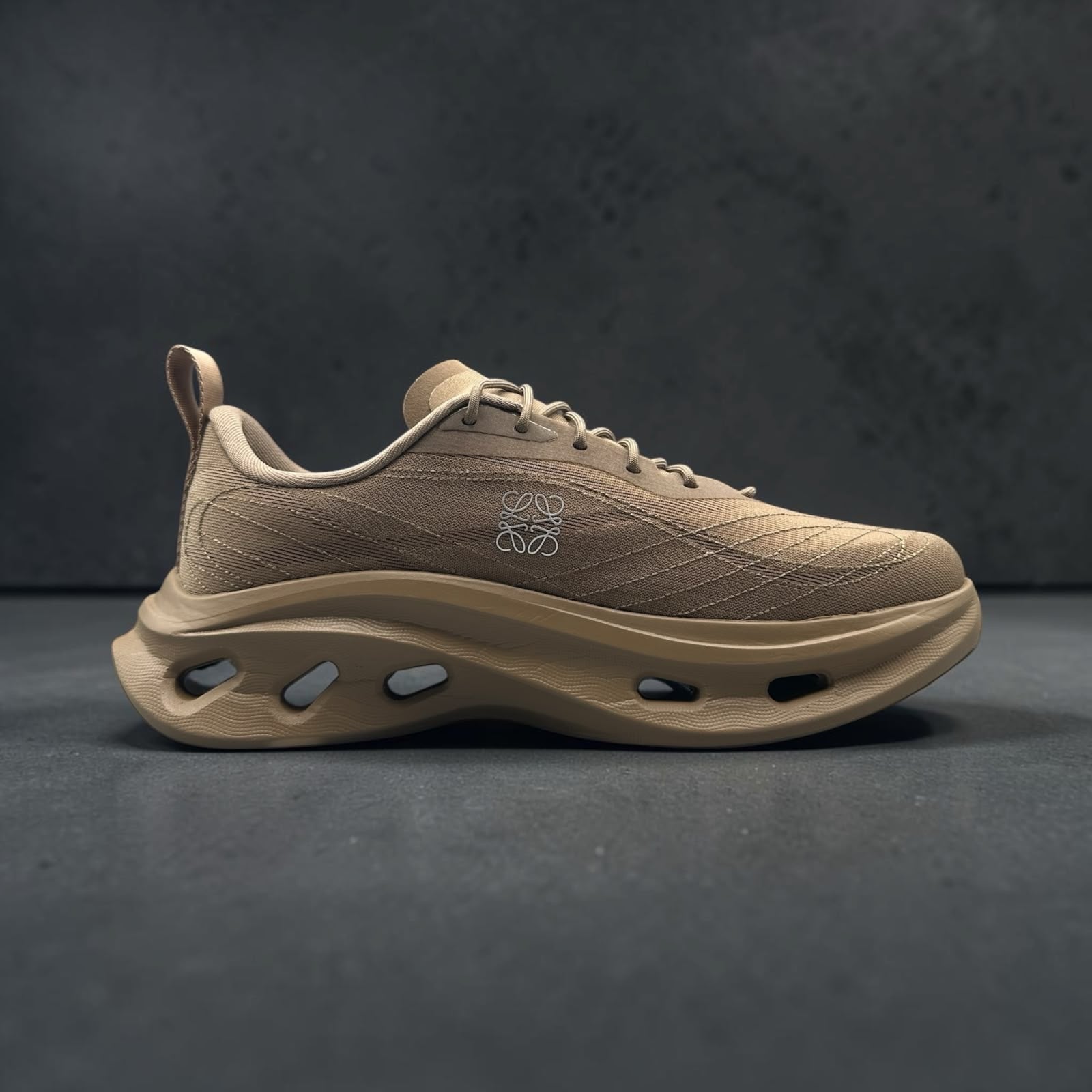 On Running Cloudtilt Cosmic LOEWE Dark Sand