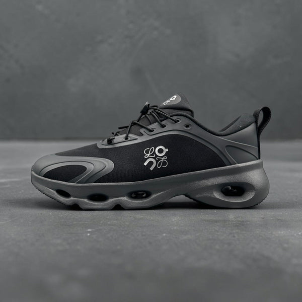 On Running Cloudsolo LOEWE Black