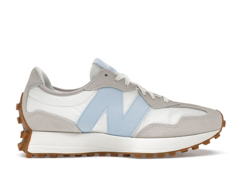 New-Balance-327-Timberwolf-Sea-Salt-Light-Chrome-Blue-Womens-Product_iemwbx_10b8bb7b-b593-4b9b-8018-f3887c9f114b.jpg