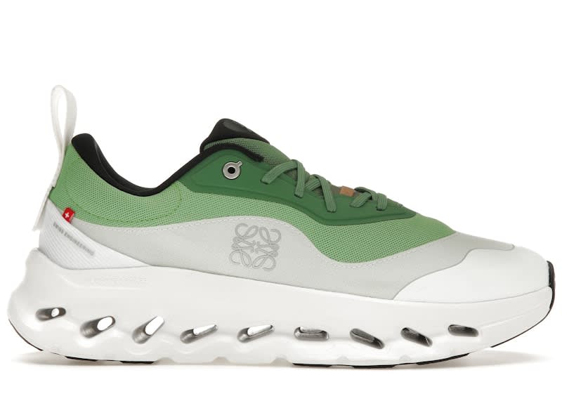 On-Running-Cloudtilt-2-LOEWE-Green-White-Product_nnbyq8_12eb518c-954d-4327-a234-0c64156e6fb4.jpg