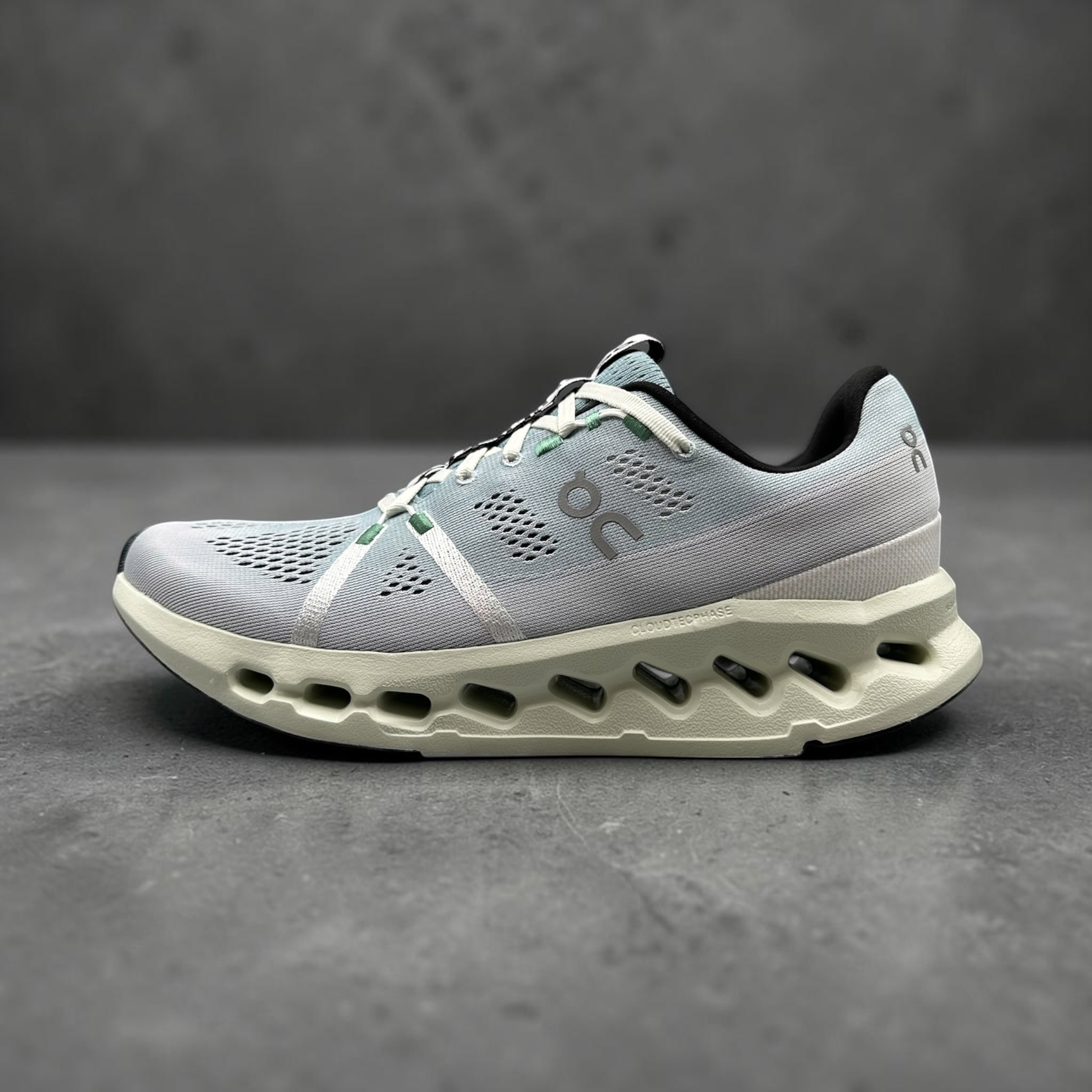 On Running Cloudsurfer Mineral Aloe