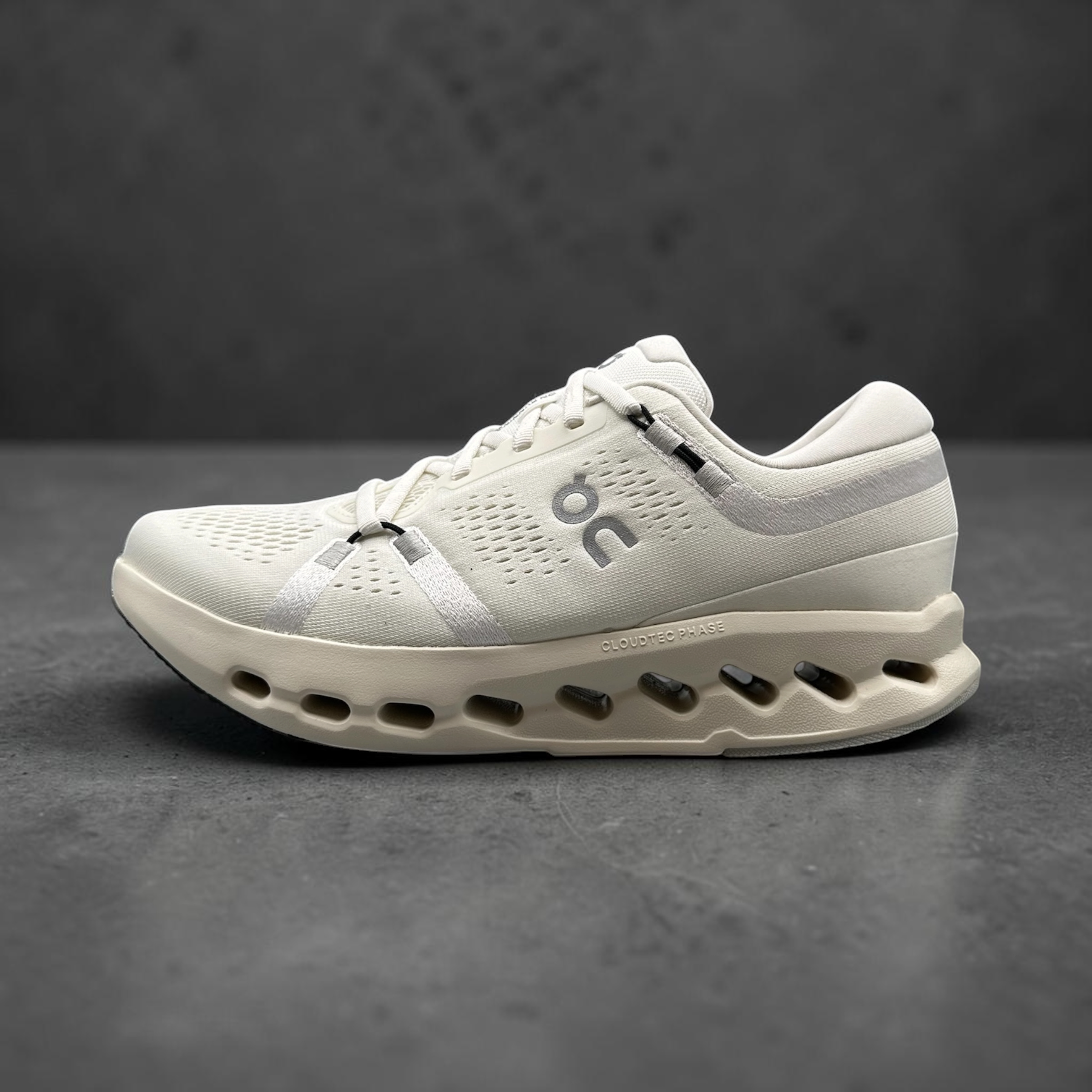 On Running Cloudsurfer 2 White