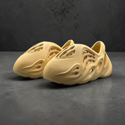 adidas Yeezy Foam Runner Desert Sand (Infants)