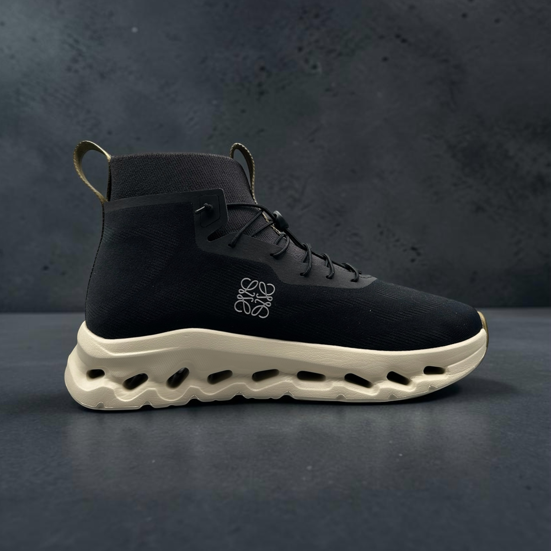 On Running Cloudtilt High LOEWE أسود بيج رمادي زيتوني