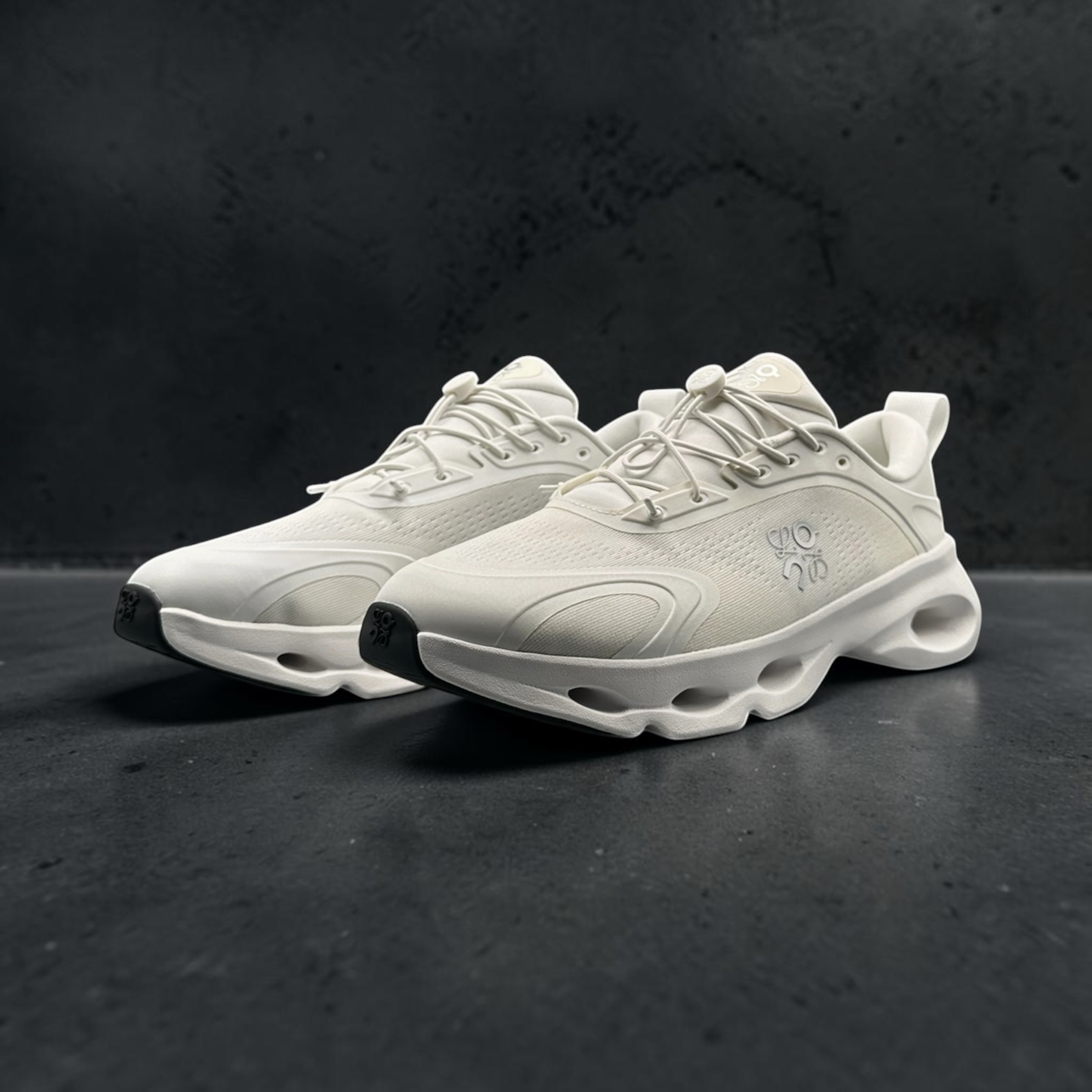 On Running Cloudsolo LOEWE White Light Grey