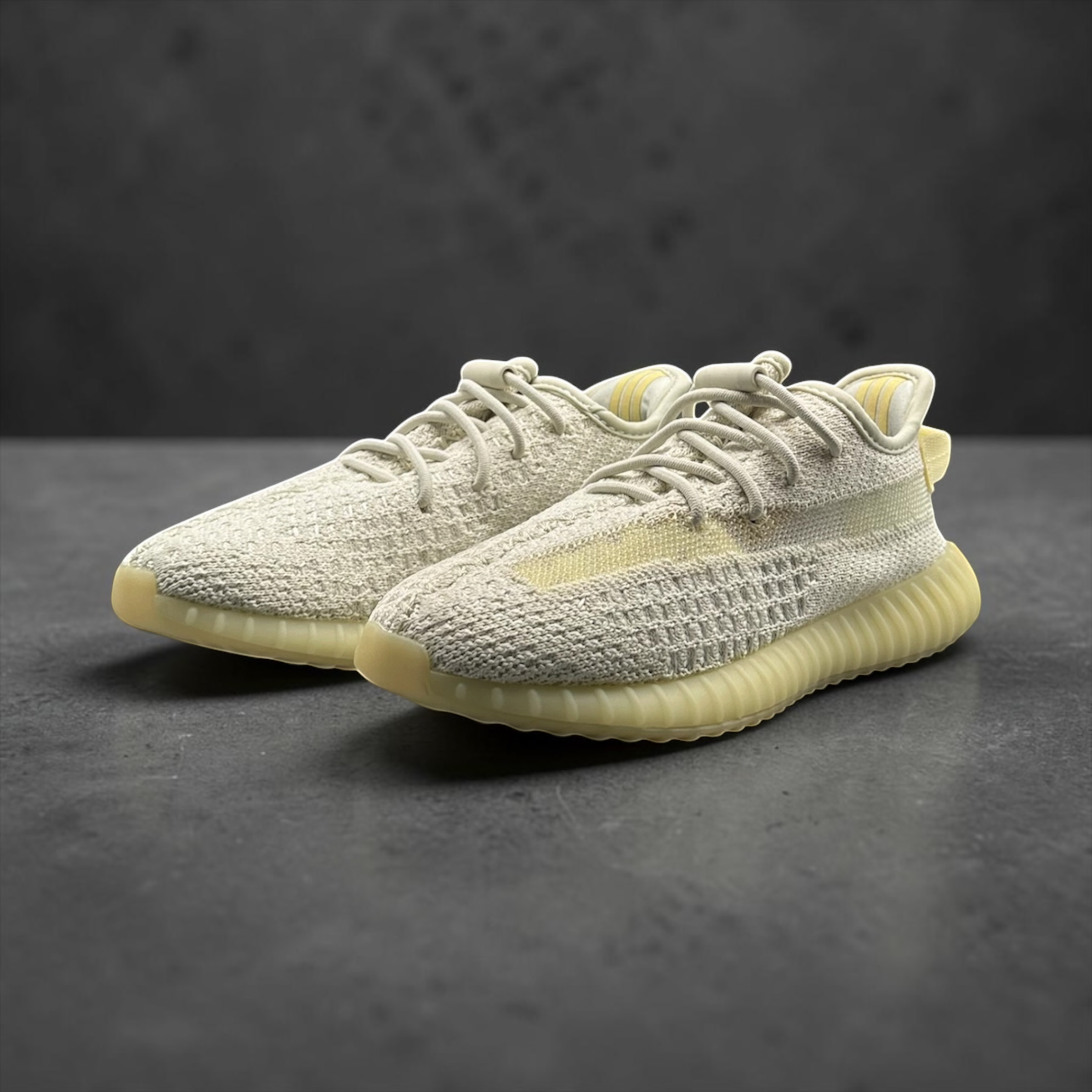 أديداس ييزي بوست 350 V2 لايت (للأطفال)