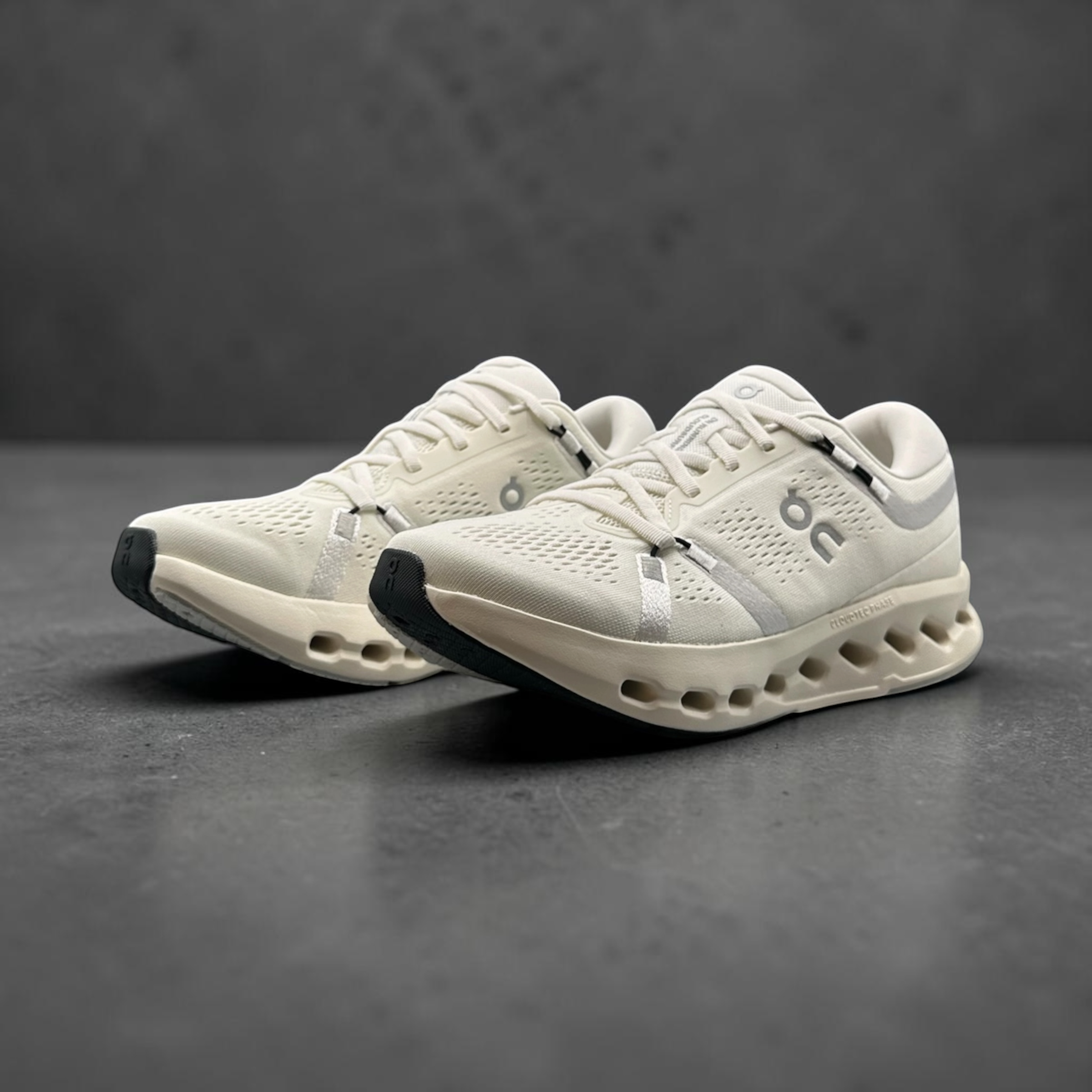 On Running Cloudsurfer 2 White