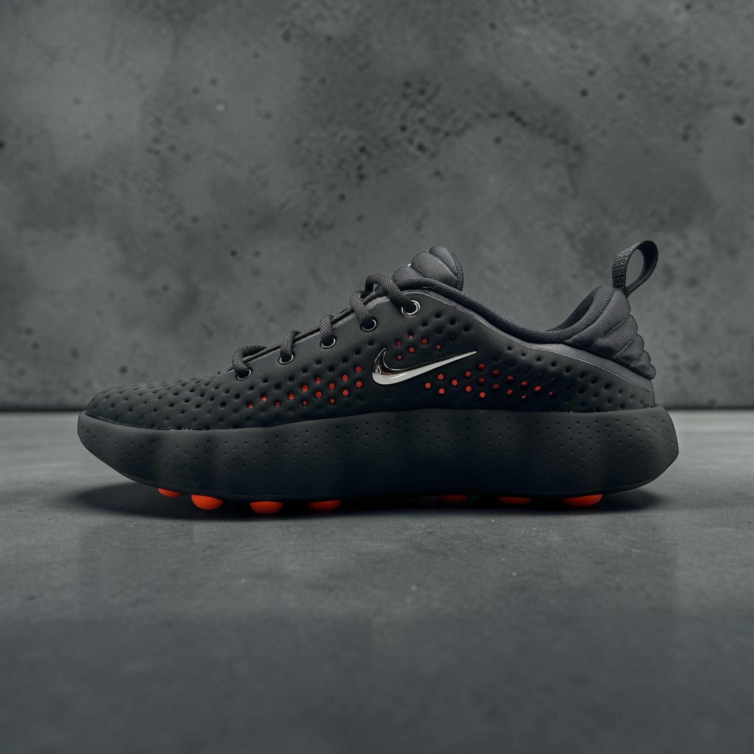 Nike Mind 002 Black Hyper Crimson