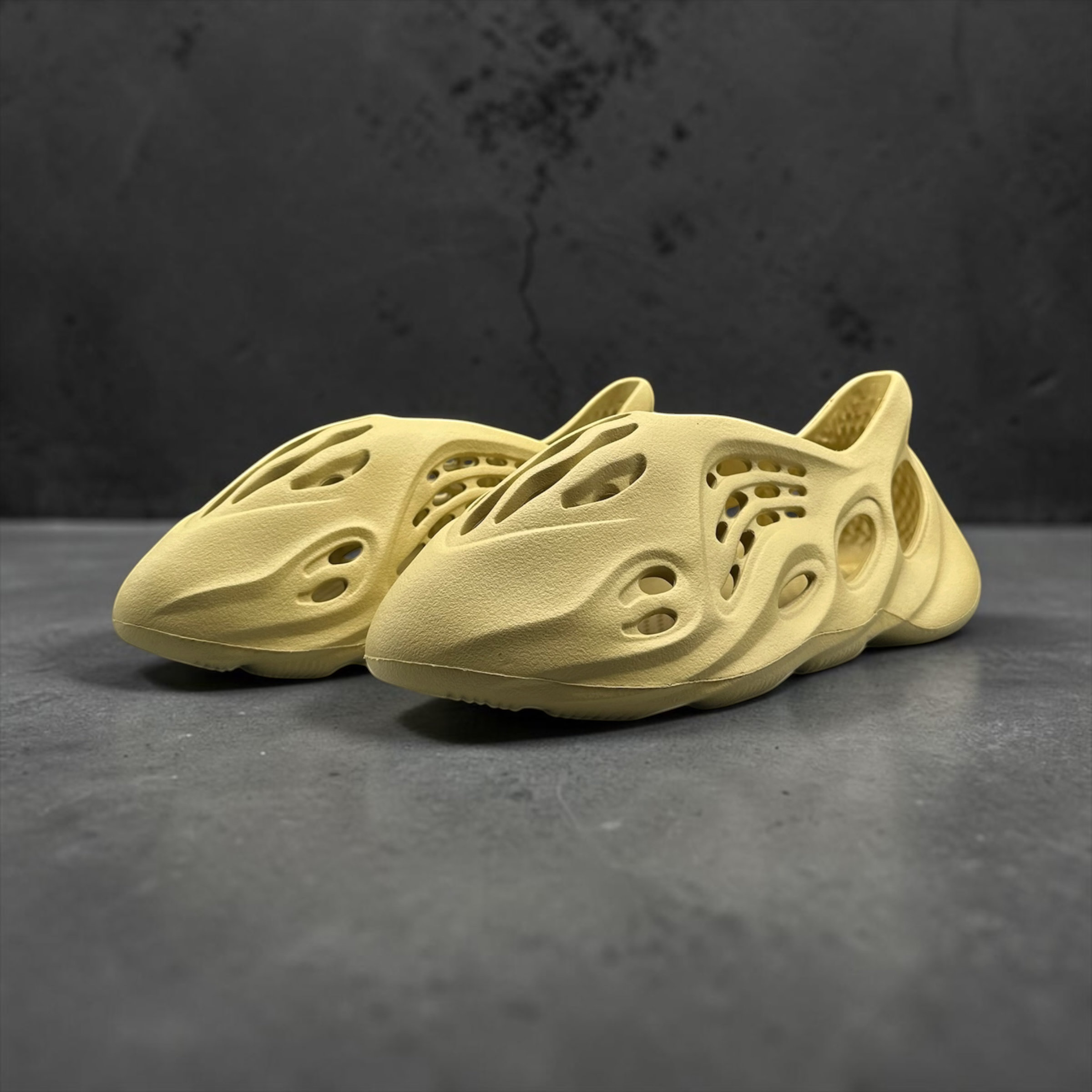 adidas Yeezy Foam Runner Sulfur