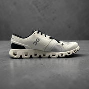 On Running Cloud X 3 Ivory Black