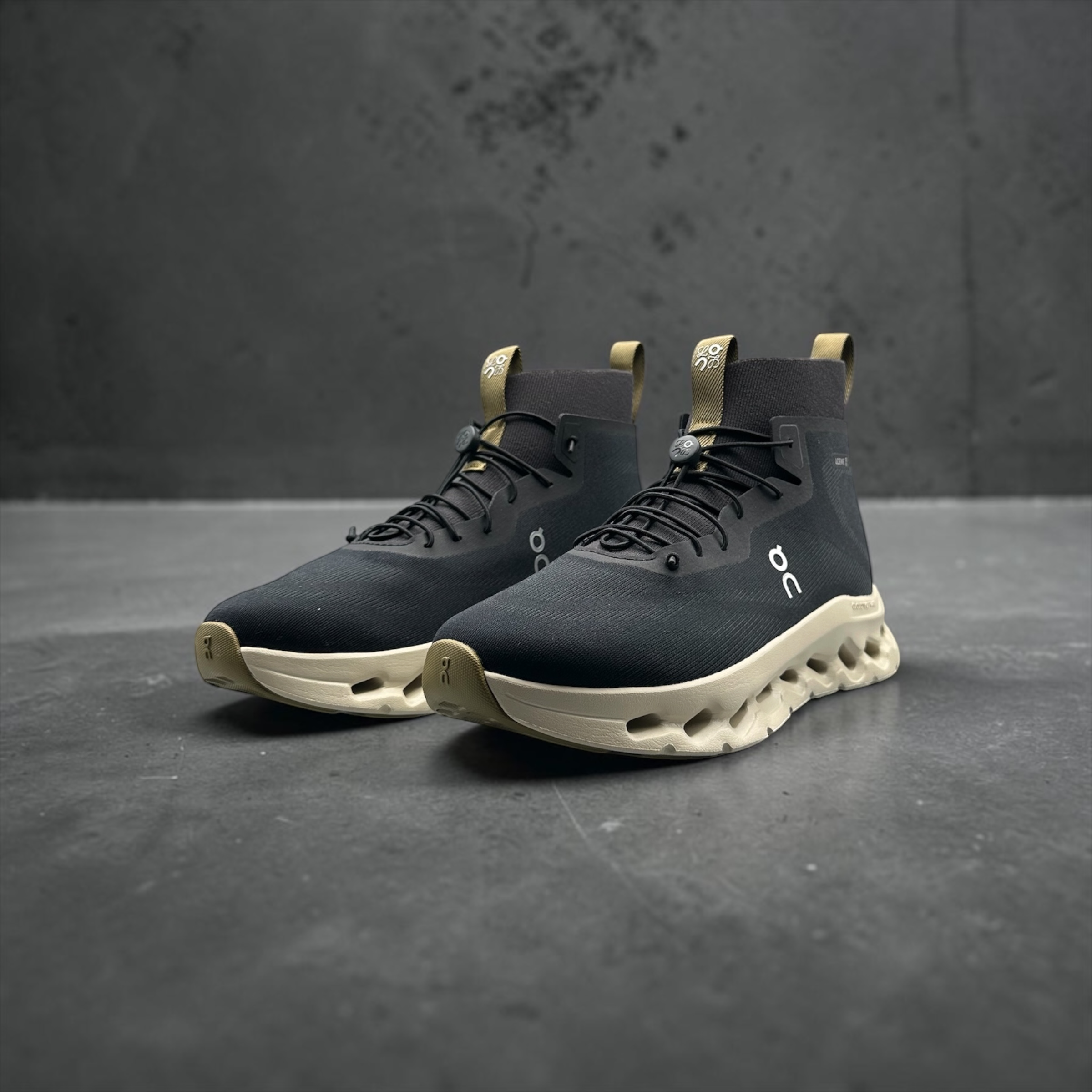 On Running Cloudtilt High LOEWE أسود بيج رمادي زيتوني