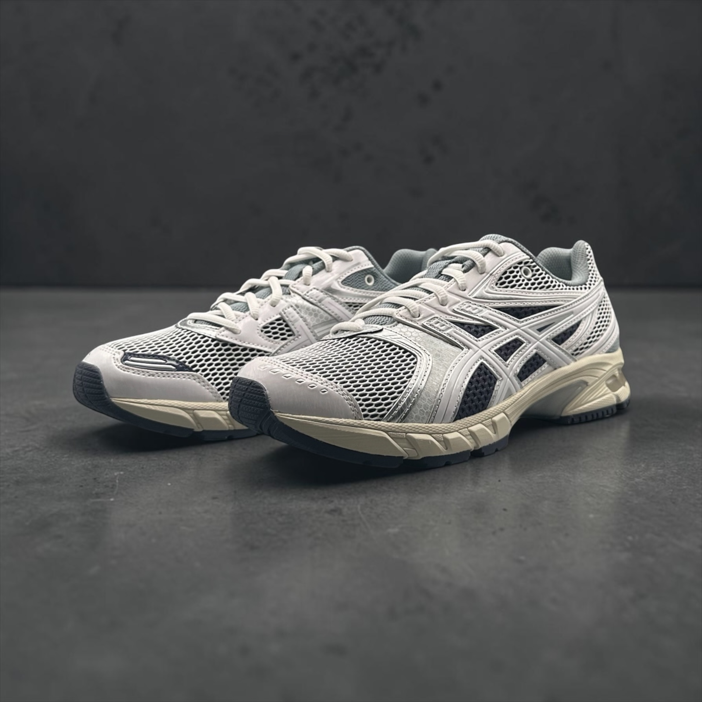 ASICS Gel-DS Trainer 14 White Pure Silver