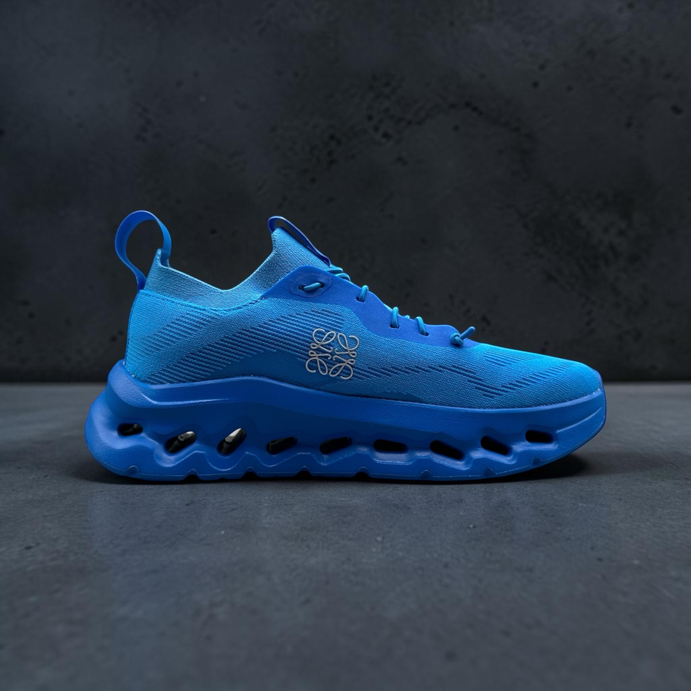 On Running Cloudtilt LOEWE Electric Blue