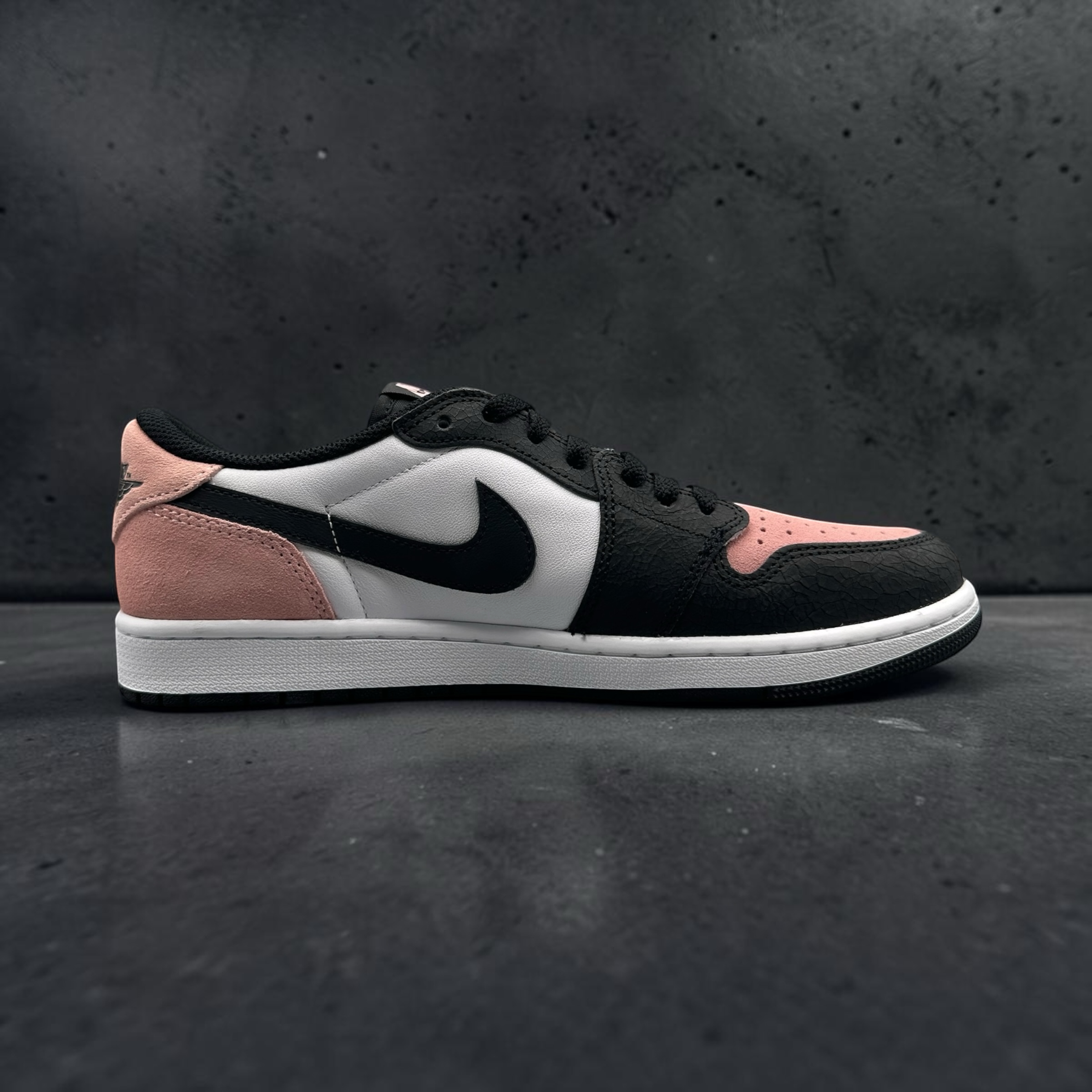 Jordan 1 Low OG Bleached Coral