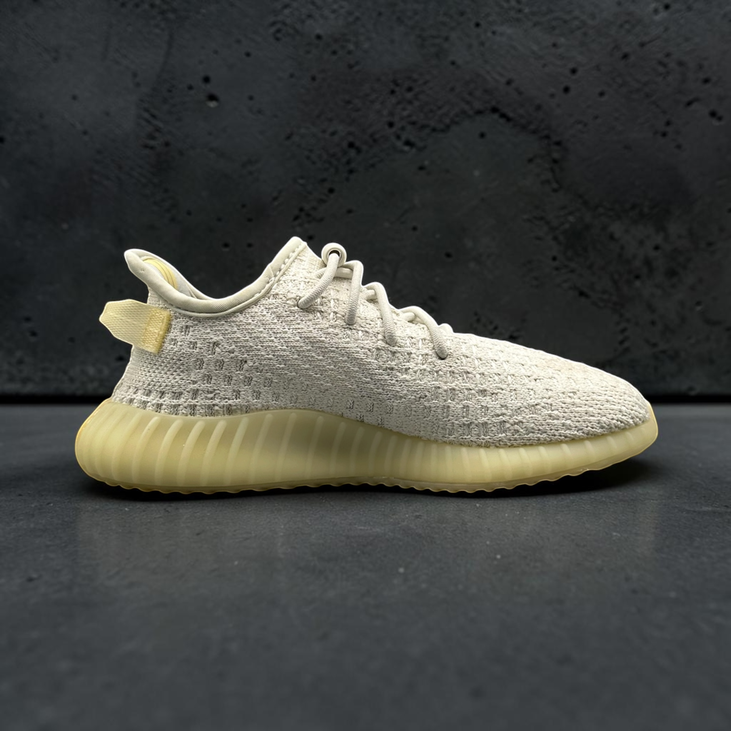 أديداس ييزي بوست 350 V2 لايت (للأطفال)
