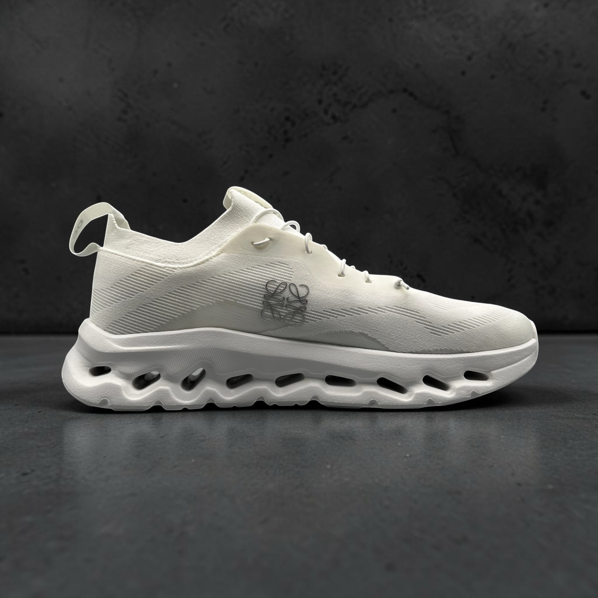 On Running Cloudtilt LOEWE All White