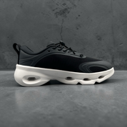 On Running Cloudsolo LOEWE Black White