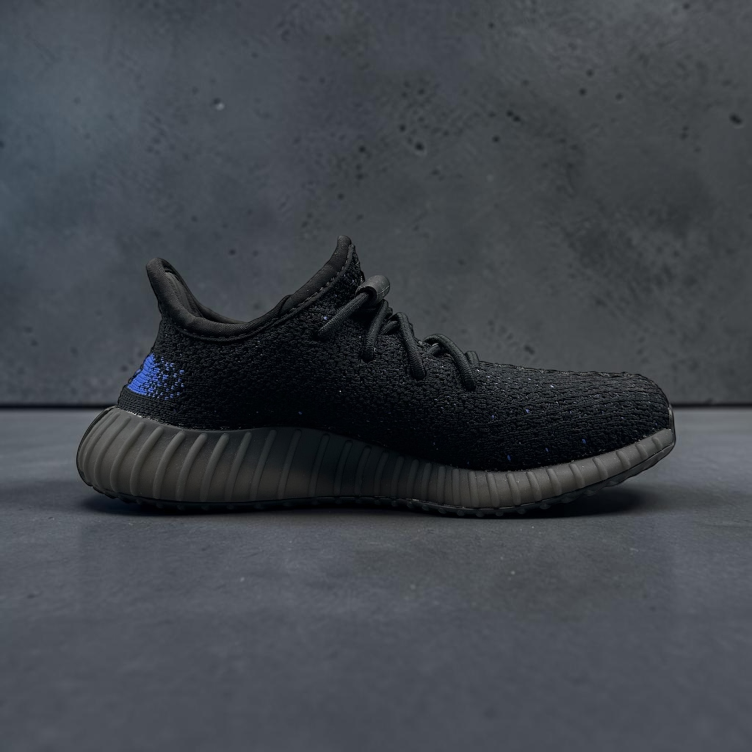 حذاء أديداس ييزي بوست 350 V2 أزرق مبهر (للأطفال)