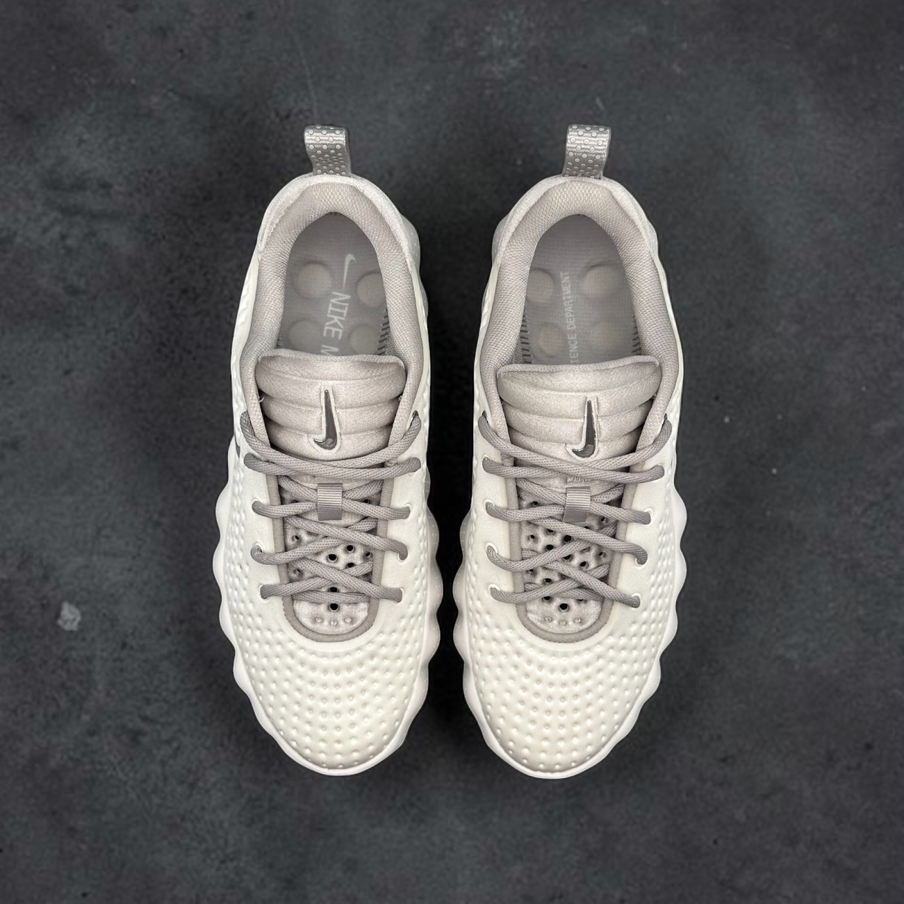 Nike Mind 002 Phantom College Grey