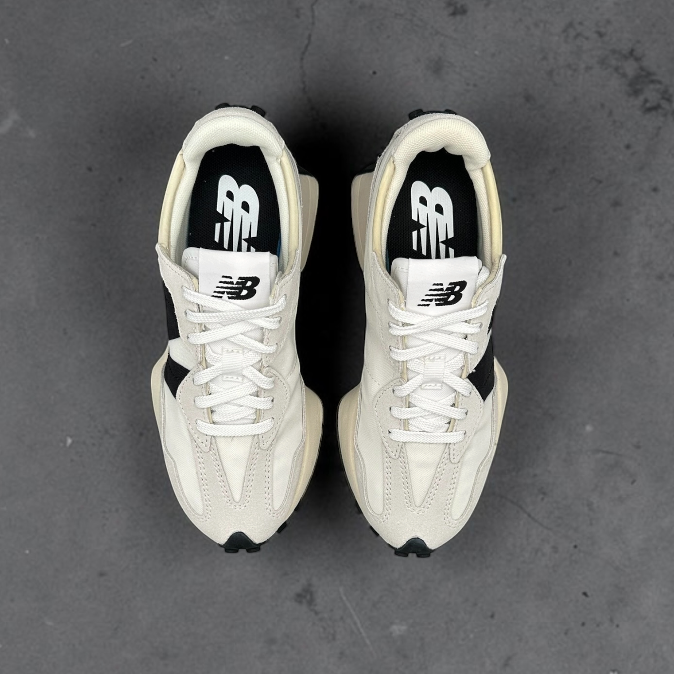 New Balance 327 Sea Salt Black (Women's)