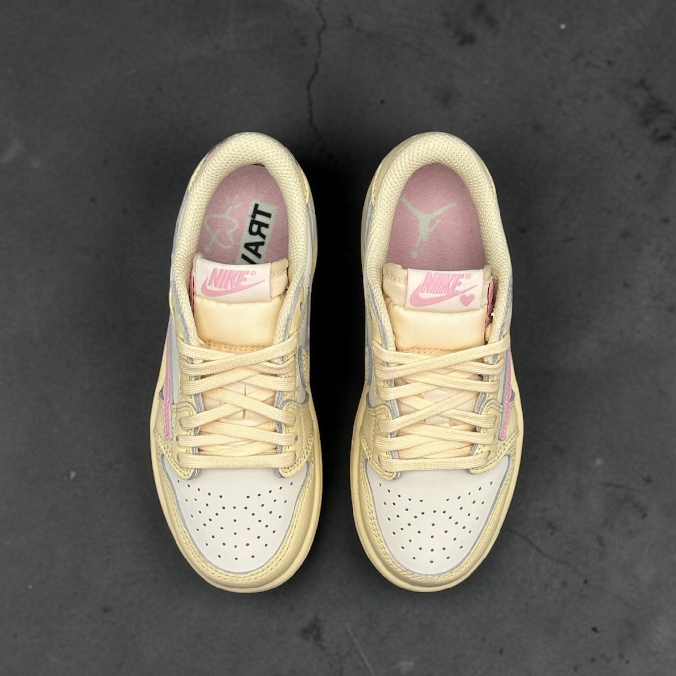 Jordan 1 Retro Low OG SP Travis Scott Tropical Shy Pink (PS)