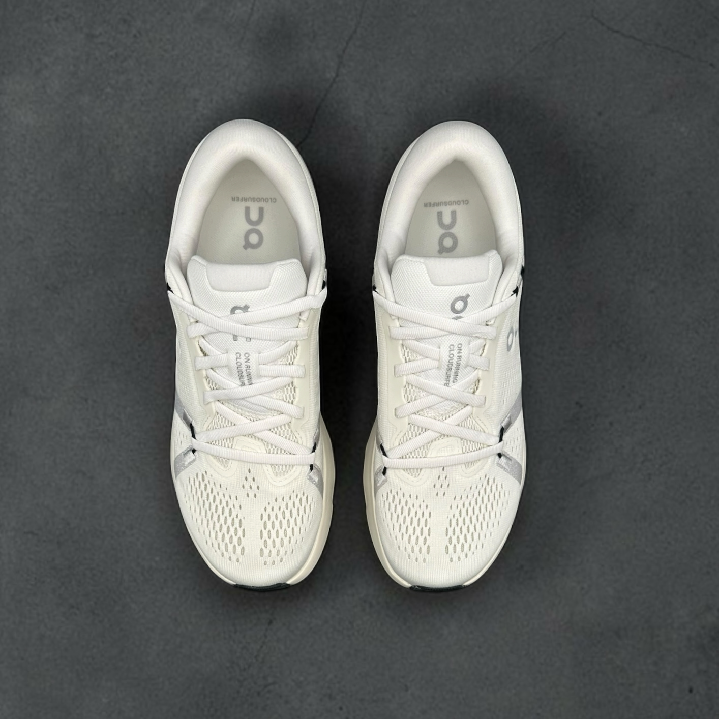 On Running Cloudsurfer 2 White