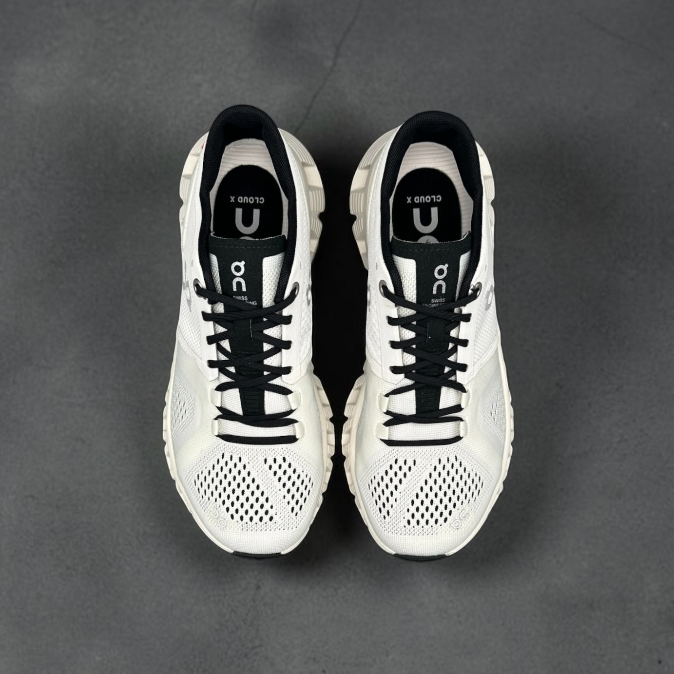 On Running Cloud X White Black