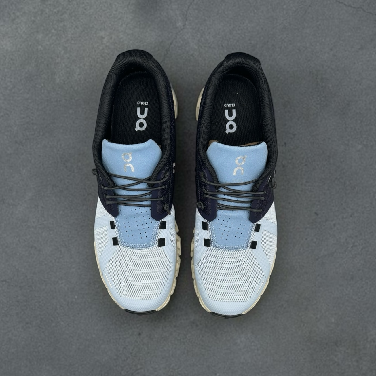 On Running Cloud 5 Midnight Chambray