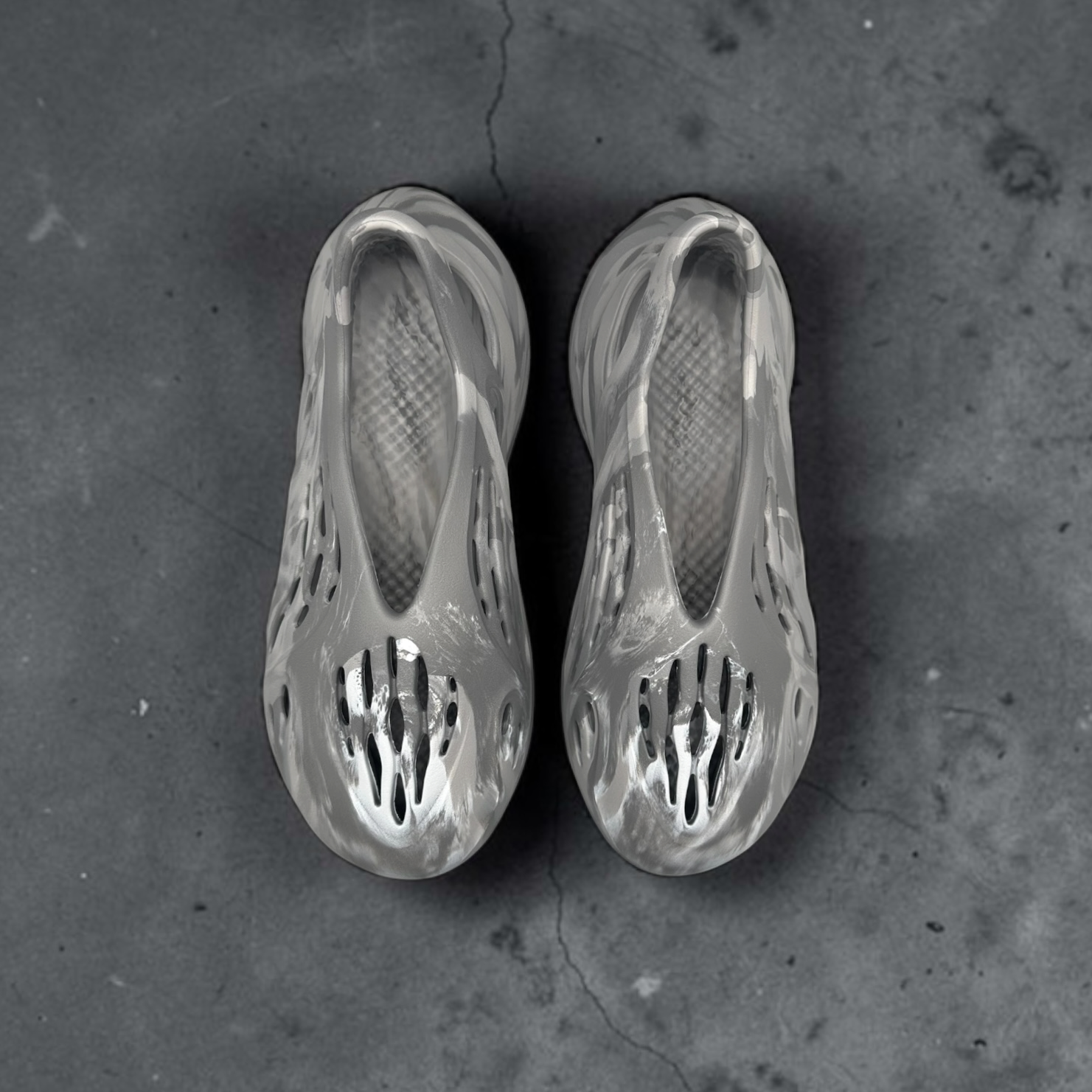 adidas Yeezy Foam Runner MX Granite
