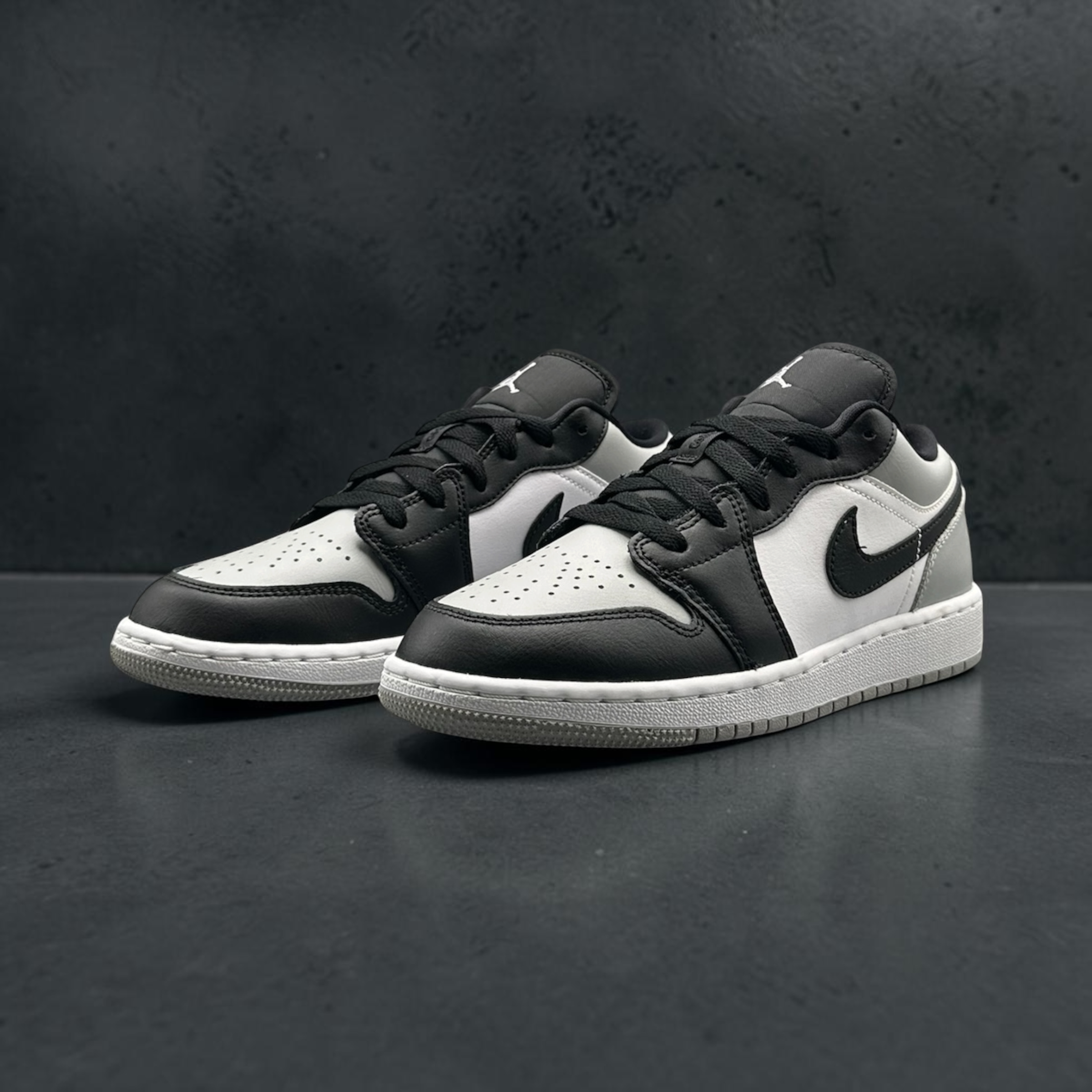 Jordan 1 Low Shadow Toe (GS)
