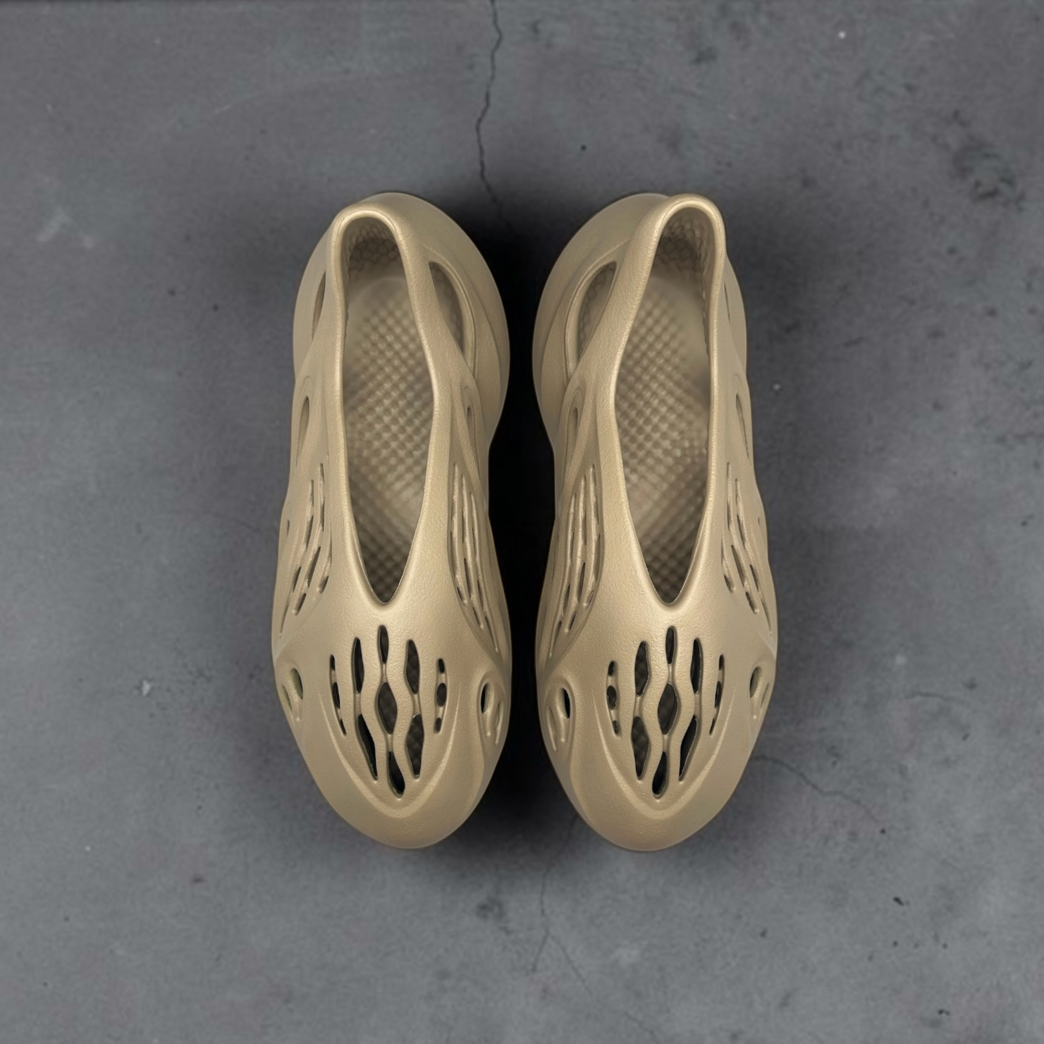 adidas Yeezy Foam Runner Stone Taupe